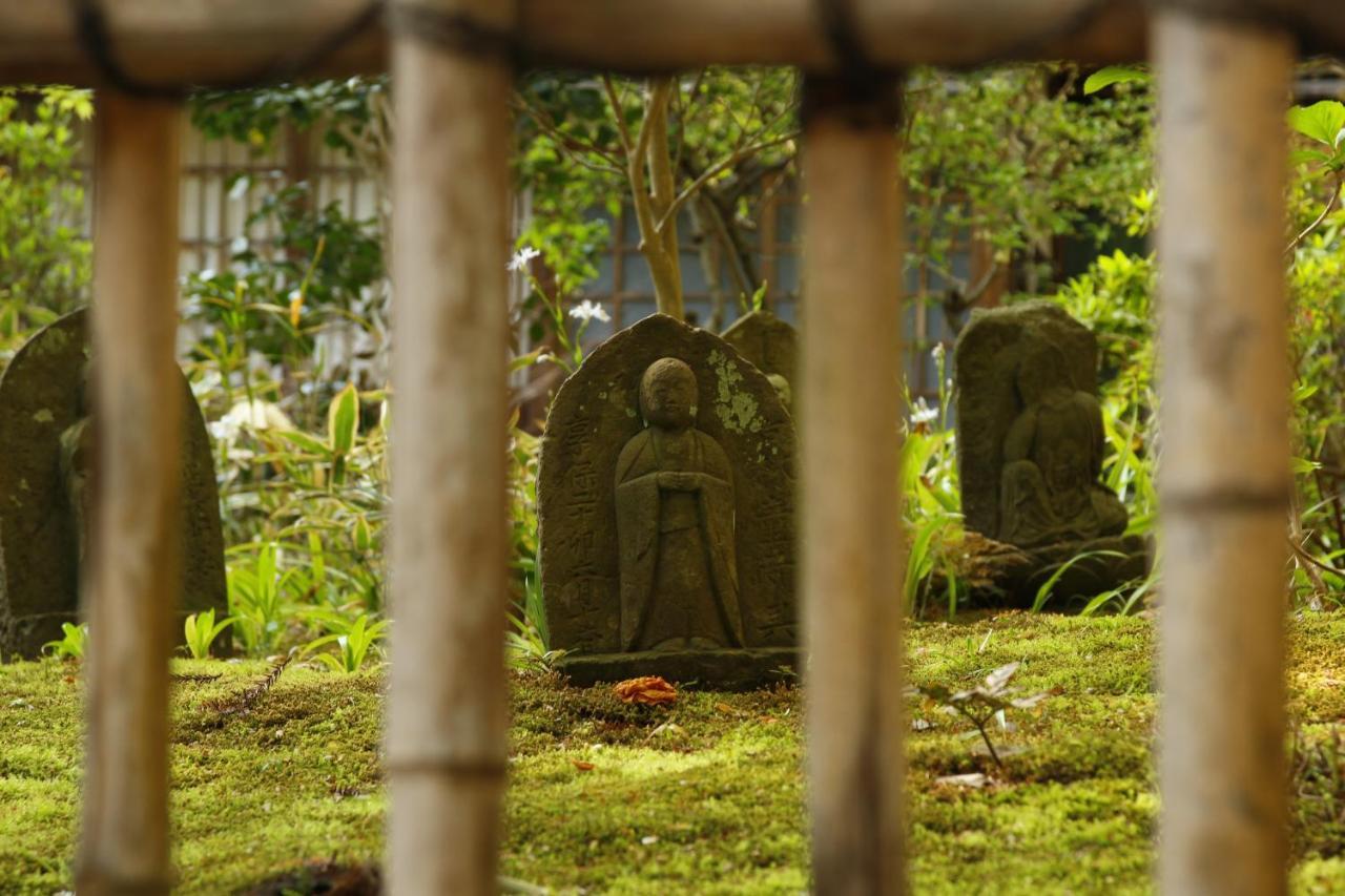 Bed and Breakfast 藤花楼 Kamakura Yamanouchi  Экстерьер фото